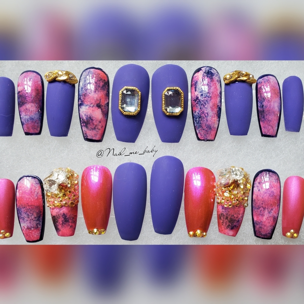 Luxurious press-on Nails - Picture 5 of 7